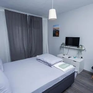  Apartment Presidential Neighbour Retreat